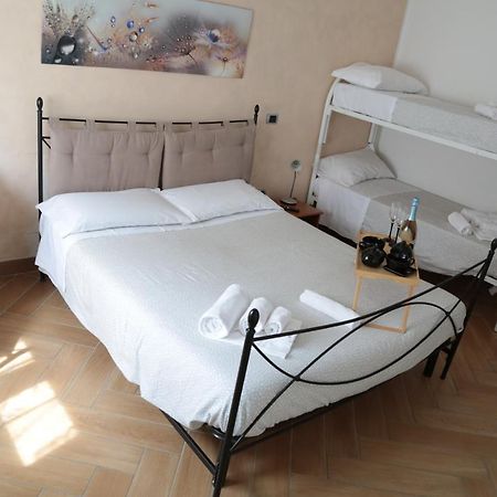 Guest House Simonazzi Ρέτζιο Εμίλια Εξωτερικό φωτογραφία