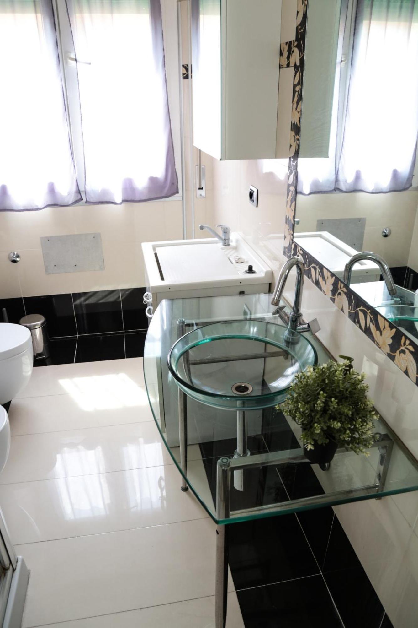 Guest House Simonazzi Ρέτζιο Εμίλια Εξωτερικό φωτογραφία