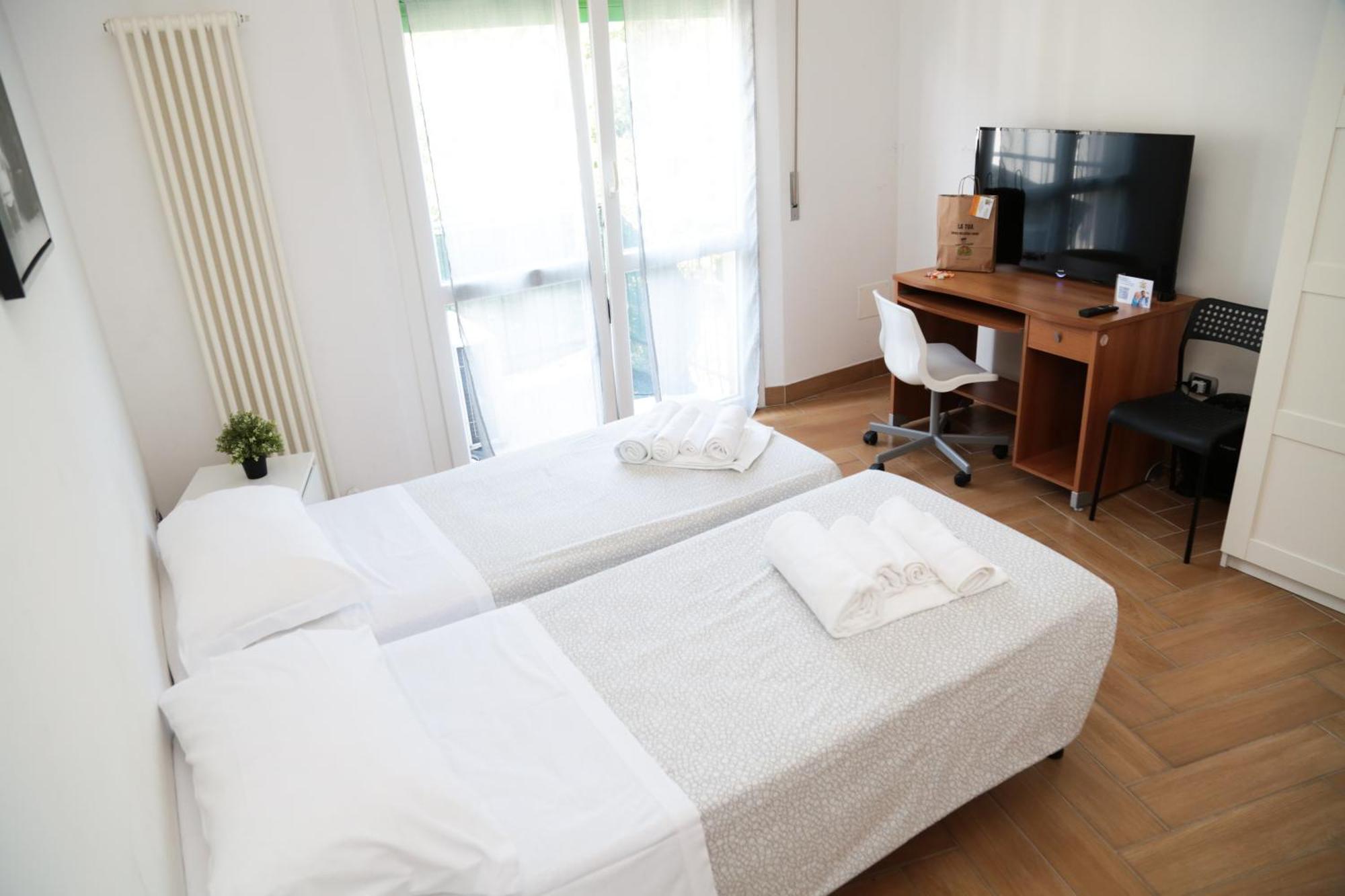Guest House Simonazzi Ρέτζιο Εμίλια Εξωτερικό φωτογραφία