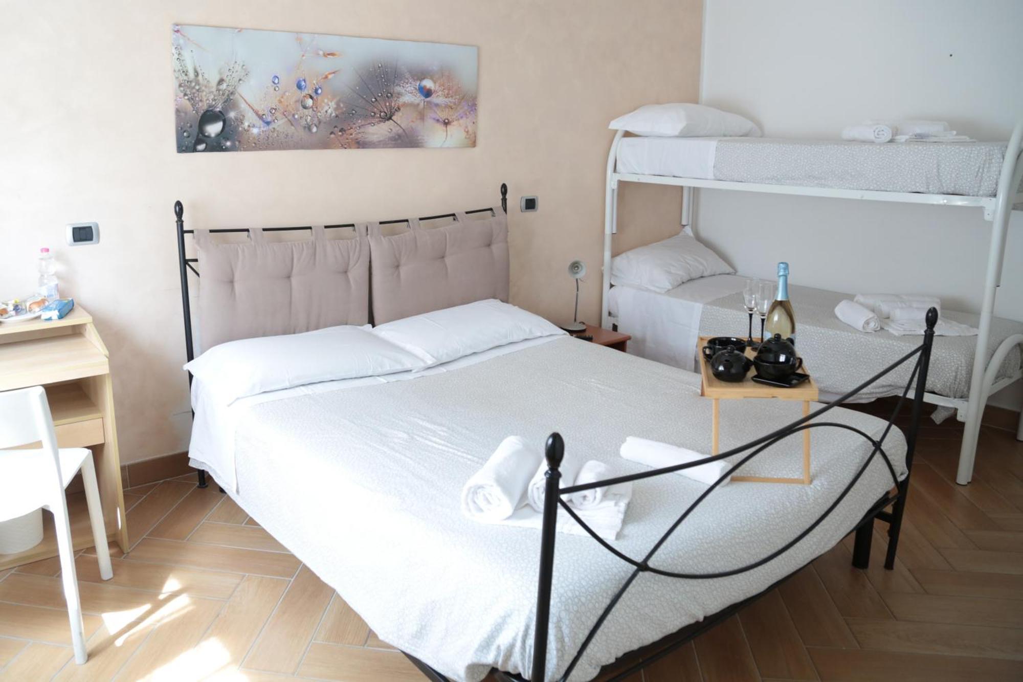 Guest House Simonazzi Ρέτζιο Εμίλια Εξωτερικό φωτογραφία